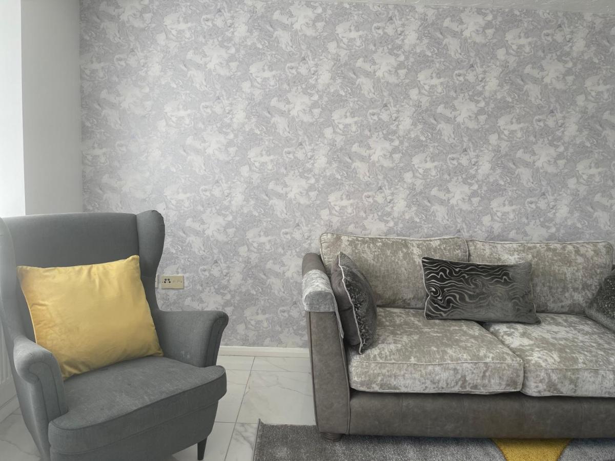 Tayberry Close Contractors & Leisure Apartment By Leecroft Stays ダービー エクステリア 写真