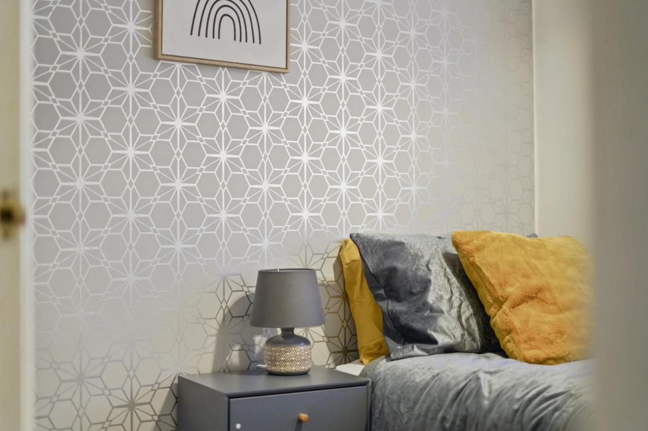Tayberry Close Contractors & Leisure Apartment By Leecroft Stays ダービー エクステリア 写真